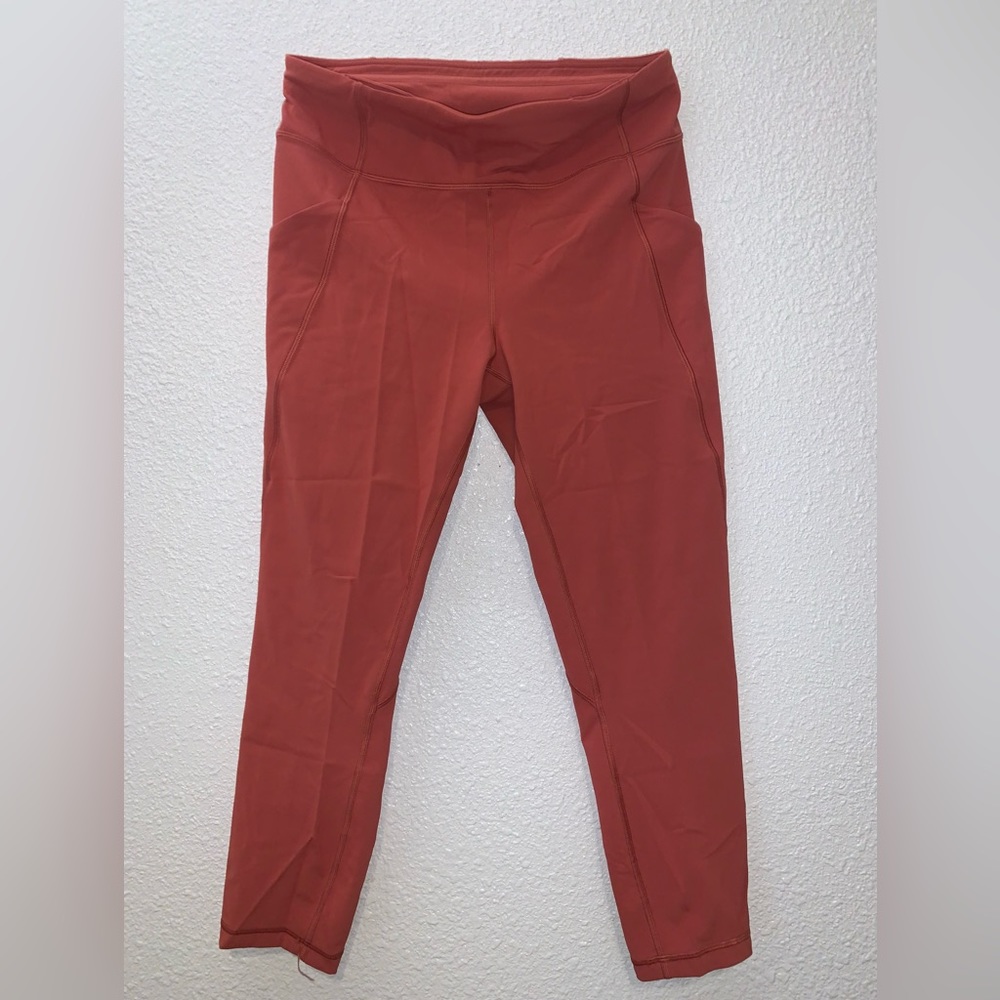 Lululemon crop leggings